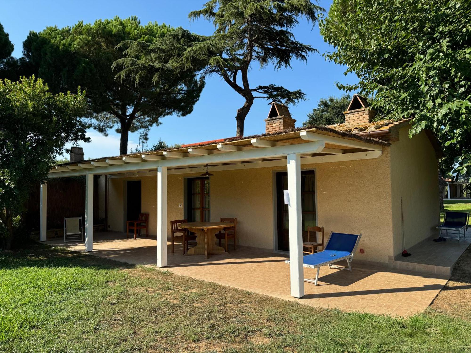 Agriturismo La Valle - By Podere Arundineto 卡斯塔涅托卡尔杜奇 外观 照片